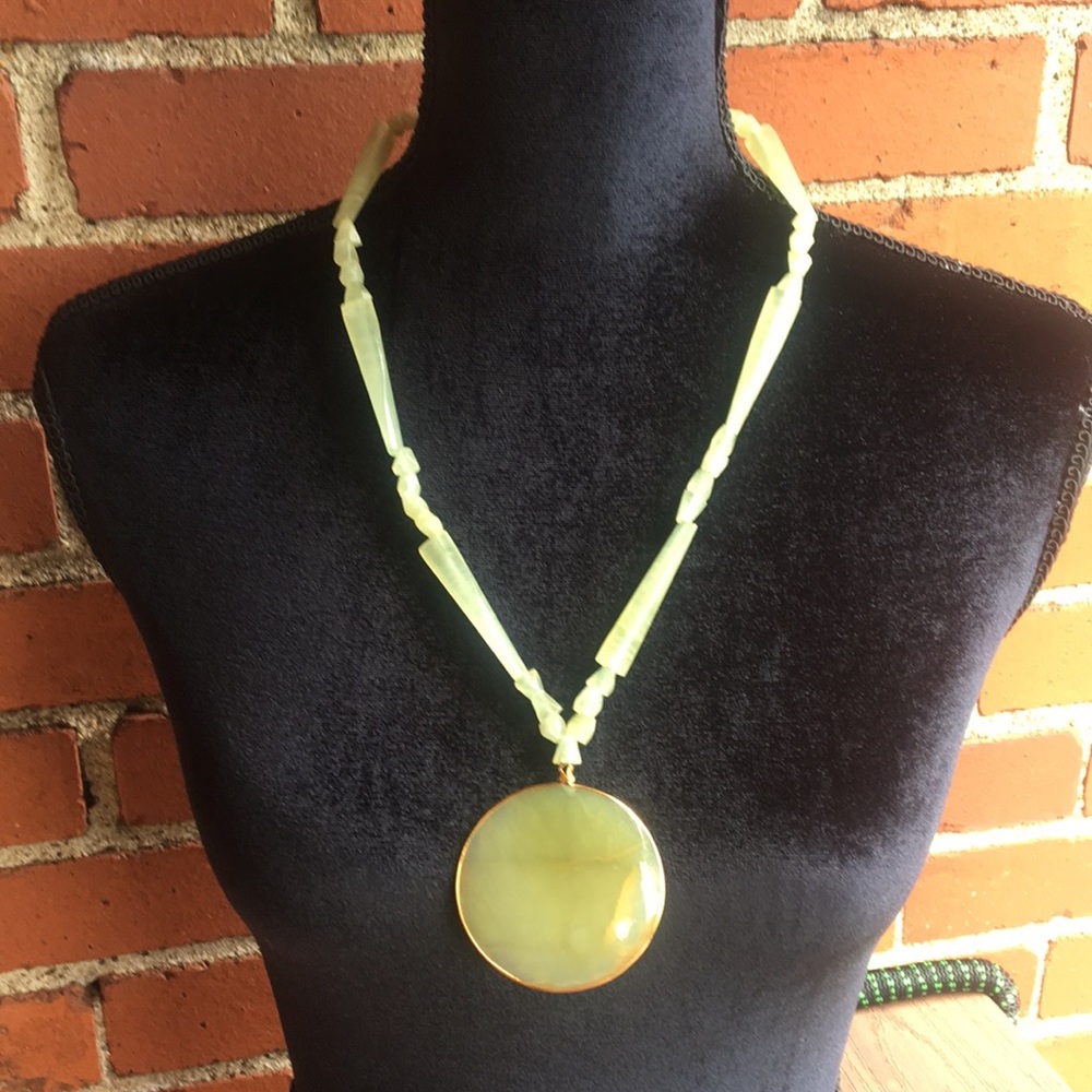 Vintage Pale Green Pendant Necklace
